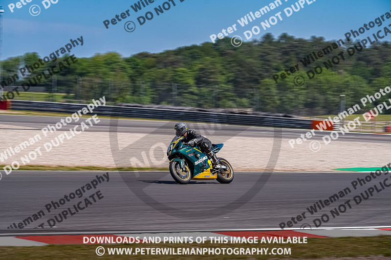donington no limits trackday;donington park photographs;donington trackday photographs;no limits trackdays;peter wileman photography;trackday digital images;trackday photos